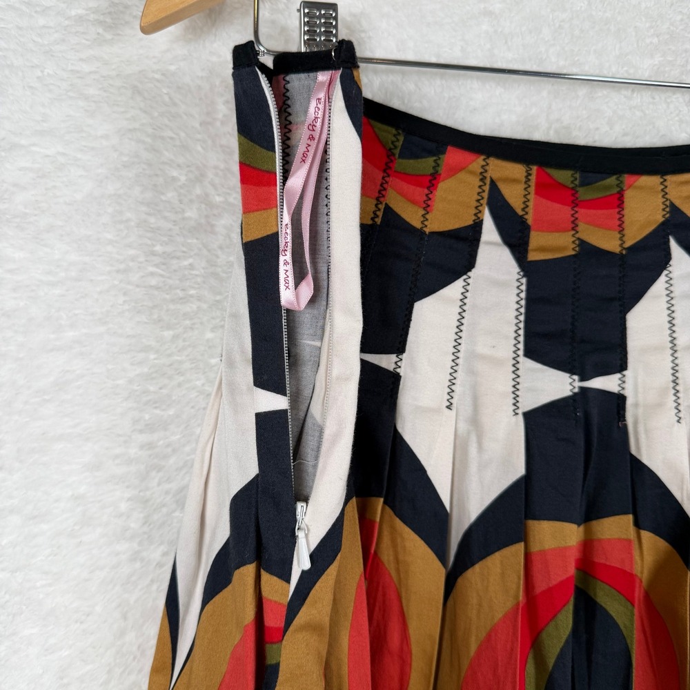 Becky & Max Skirt Womens 12 Multicolor Pleated‎ Retro Geometric Print Cotton - Picture 5 of 8